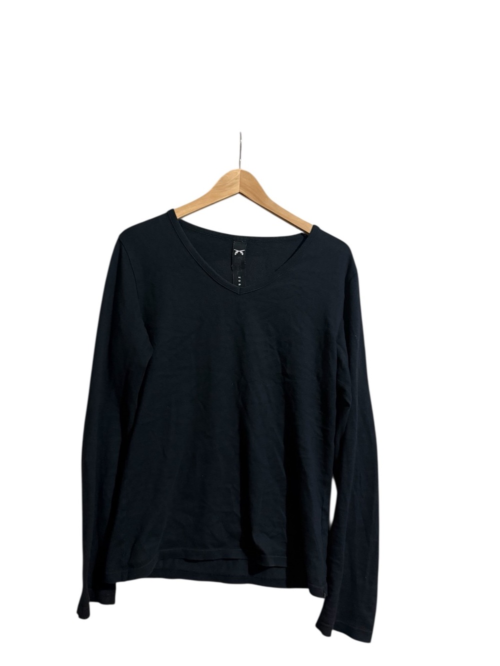 Roar v neck graphic longsleeve